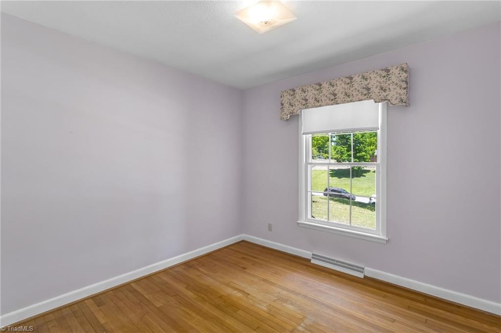 3405 Hillside Drive, High Point, North Carolina image 26
