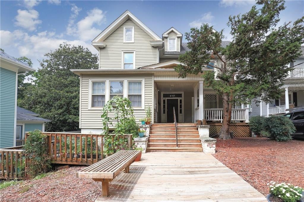 1025 West End Boulevard, Winston-salem, NC, 27101