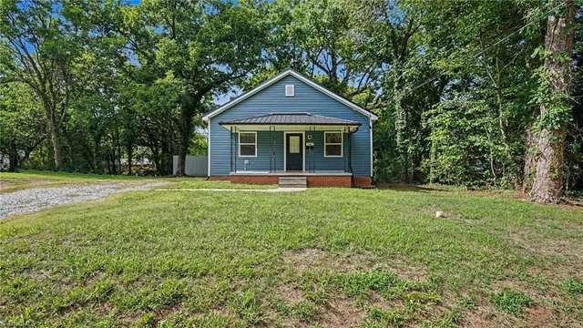 600 Townbranch Road, photo 2 of 24