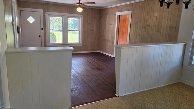 1812 W Lexington Avenue, photo 3 of 24