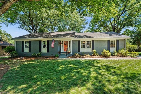 Homes For Sale - 4517 Tower Road<br/> Greensboro, NC 27410