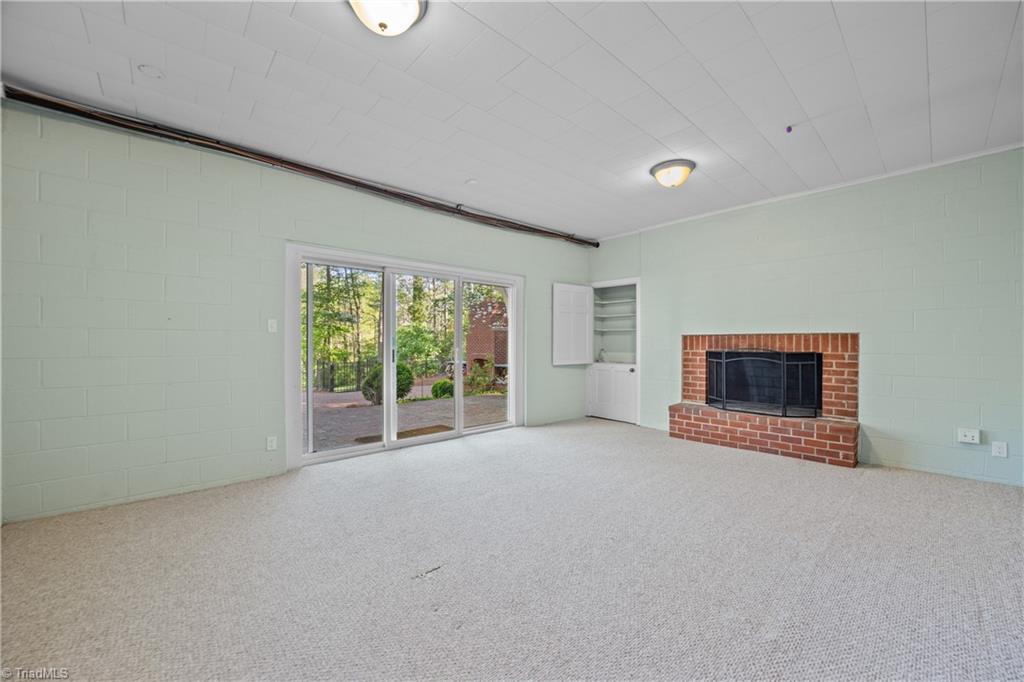 Winston-Salem, North Carolina 27106, United States, 4 Bedrooms Bedrooms, ,4 BathroomsBathrooms,Residential,Active,106281