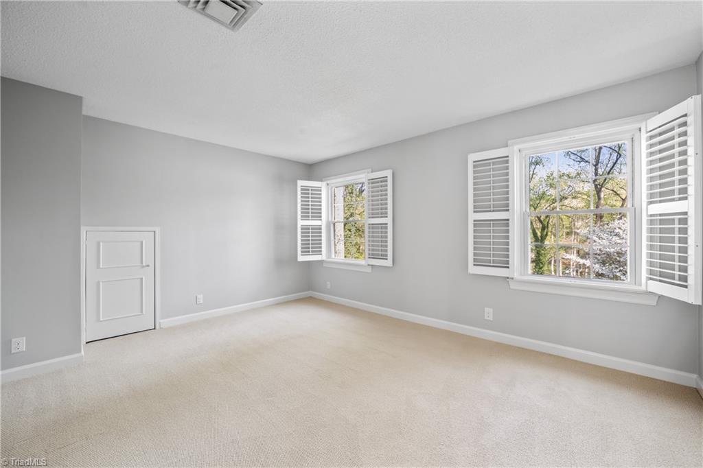 Winston-Salem, North Carolina 27106, United States, 4 Bedrooms Bedrooms, ,4 BathroomsBathrooms,Residential,Active,106281