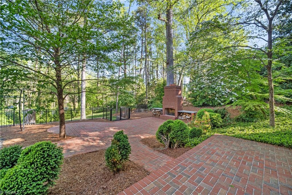 Winston-Salem, North Carolina 27106, United States, 4 Bedrooms Bedrooms, ,4 BathroomsBathrooms,Residential,Active,106281
