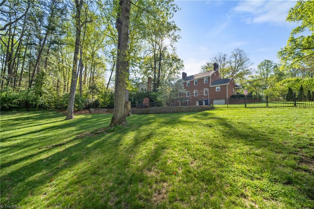 Winston-Salem, North Carolina 27106, United States, 4 Bedrooms Bedrooms, ,4 BathroomsBathrooms,Residential,Active,106281