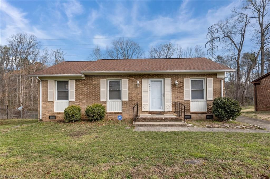 Photo of 2419 Fernbrook Road, Greensboro, NC 27405 (MLS # 1212910)