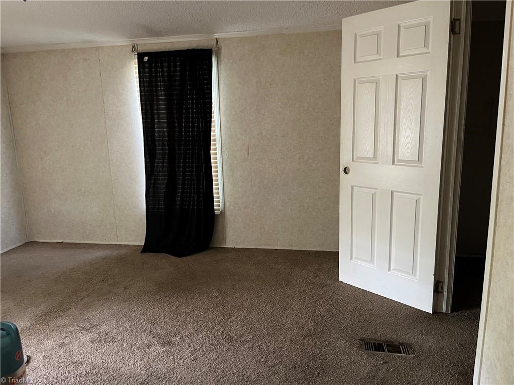 1019 Grooms Road