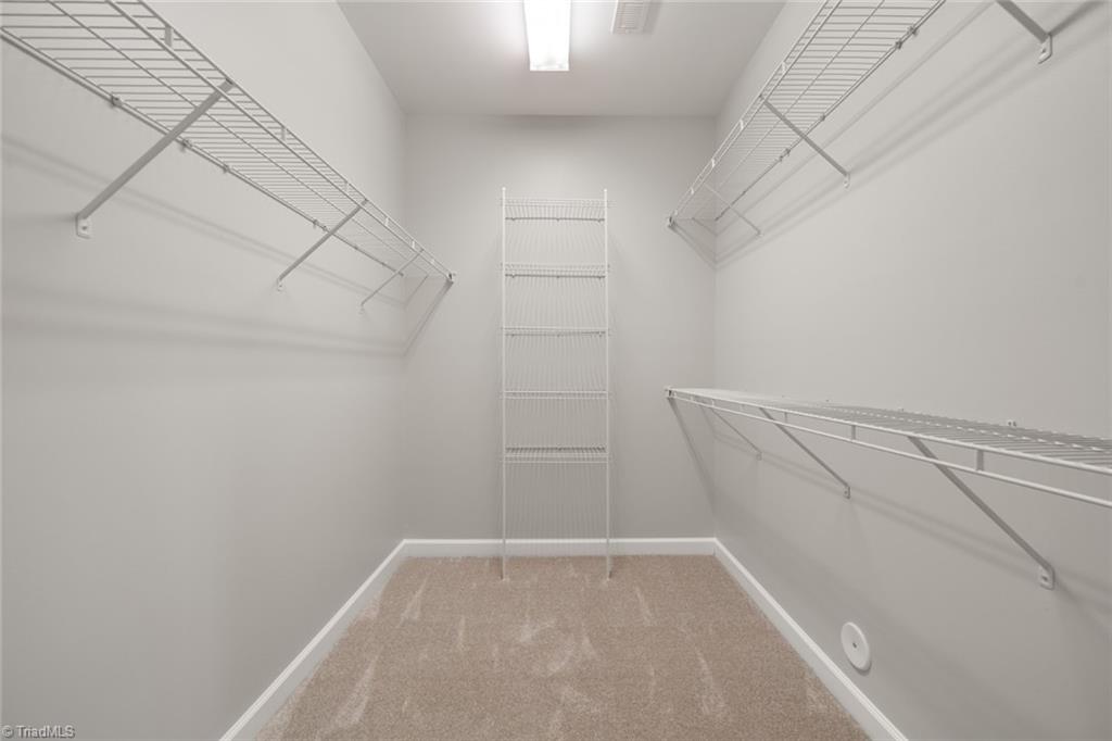 Winston-Salem, North Carolina 27127, United States, 2 Bedrooms Bedrooms, ,2 BathroomsBathrooms,Residential,Pending,15079