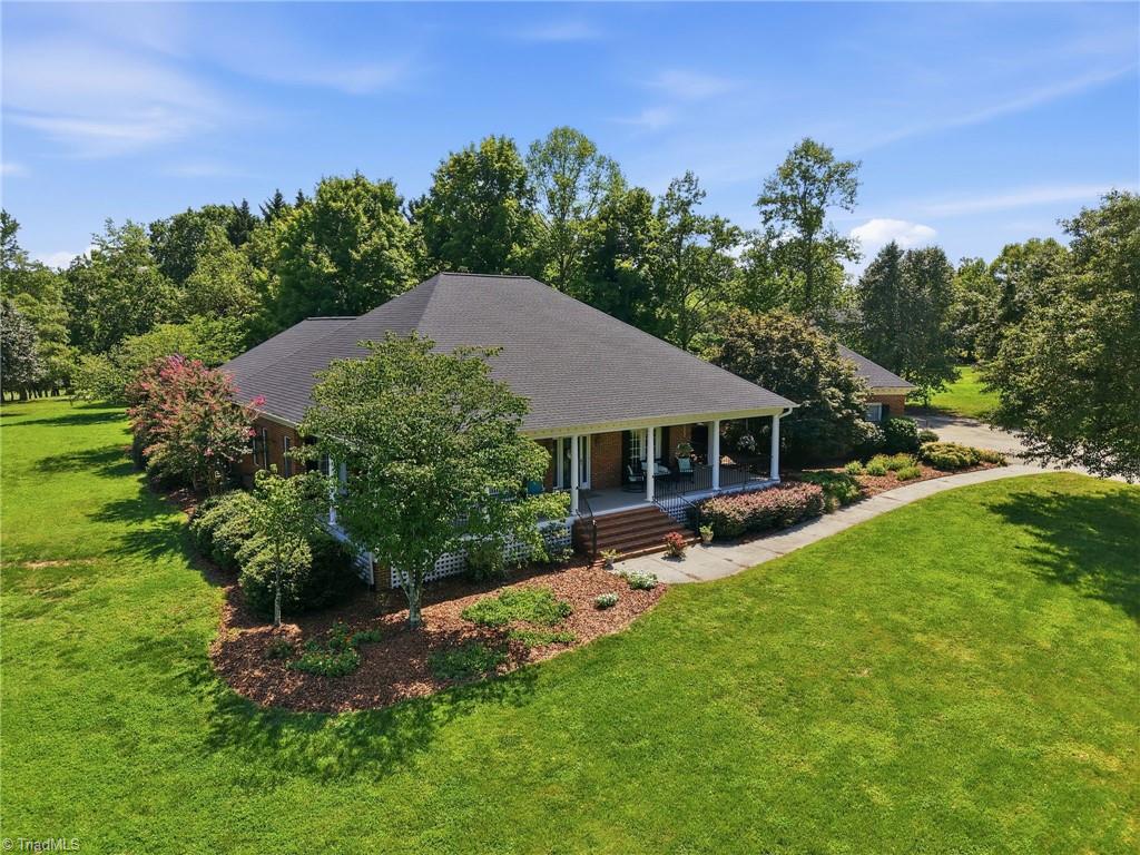 3922 Old Berkshire Drive, Browns Summit, NC, 27214