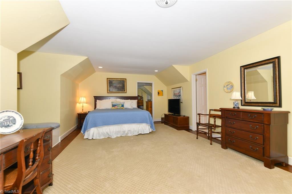 929 Winterlochen Drive, Greensboro, North Carolina image 32