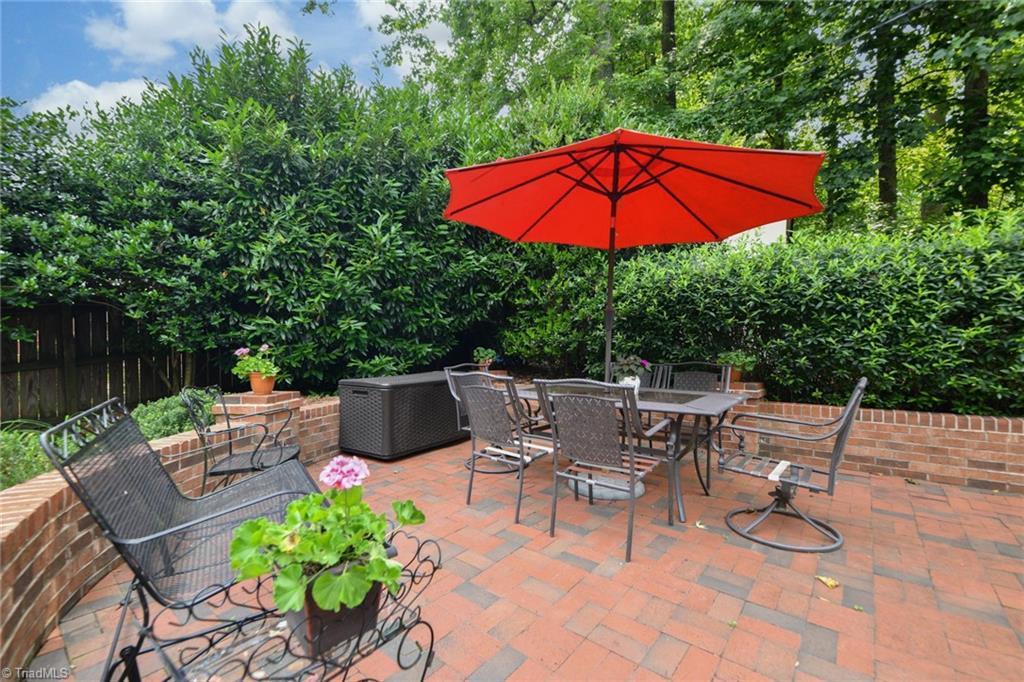929 Winterlochen Drive, Greensboro, North Carolina image 39