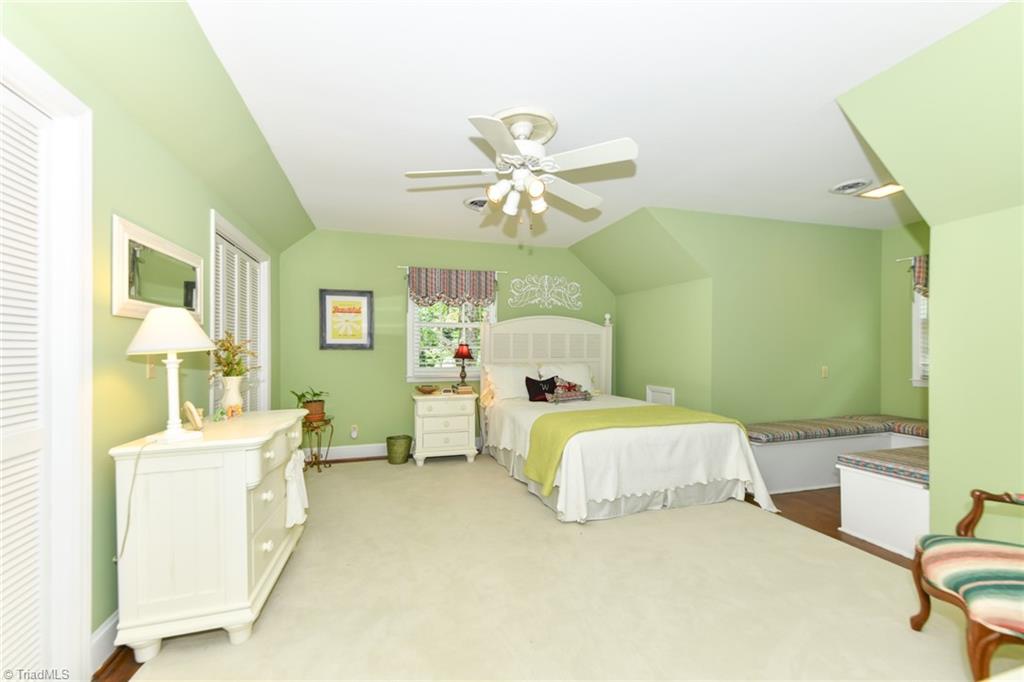 929 Winterlochen Drive, Greensboro, North Carolina image 27
