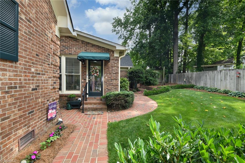 929 Winterlochen Drive, Greensboro, North Carolina image 38