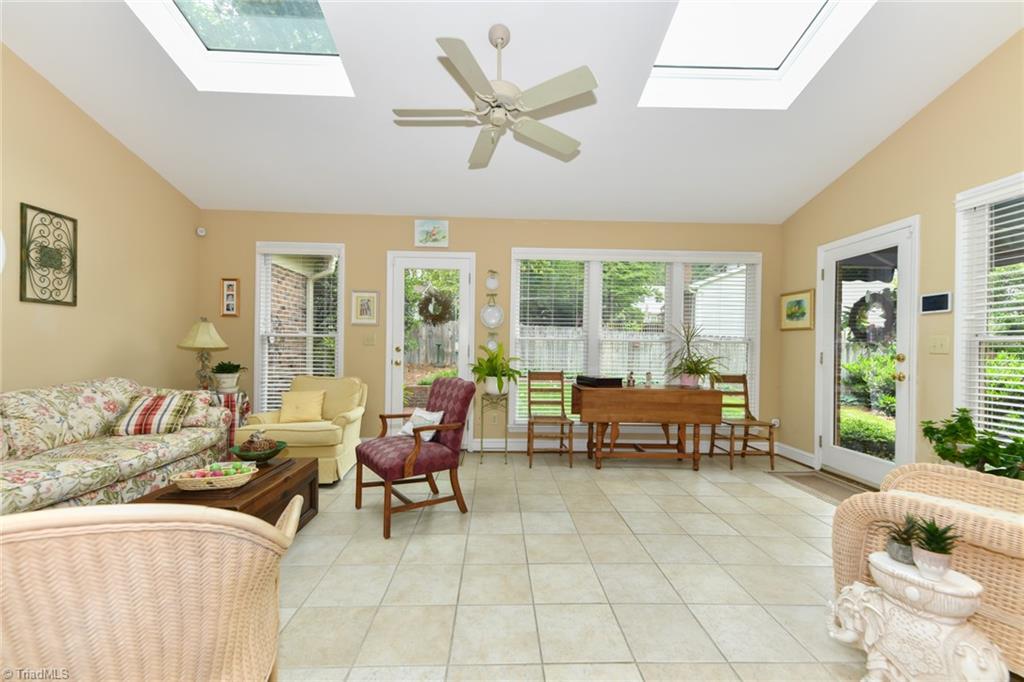 929 Winterlochen Drive, Greensboro, North Carolina image 37
