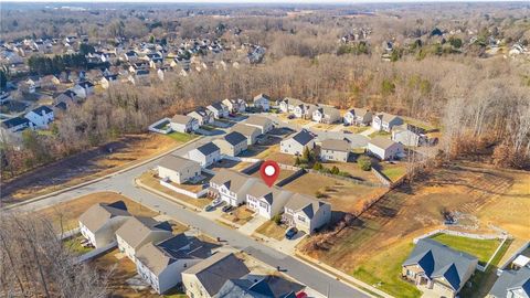 A home in Kernersville