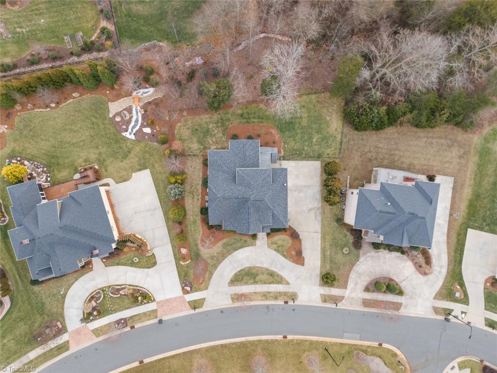 Winston-Salem, North Carolina 27106, United States, 4 Bedrooms Bedrooms, ,5 BathroomsBathrooms,Residential,Pending,14706