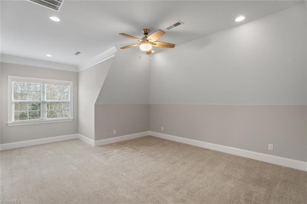 Winston-Salem, North Carolina 27106, United States, 4 Bedrooms Bedrooms, ,5 BathroomsBathrooms,Residential,Pending,14706