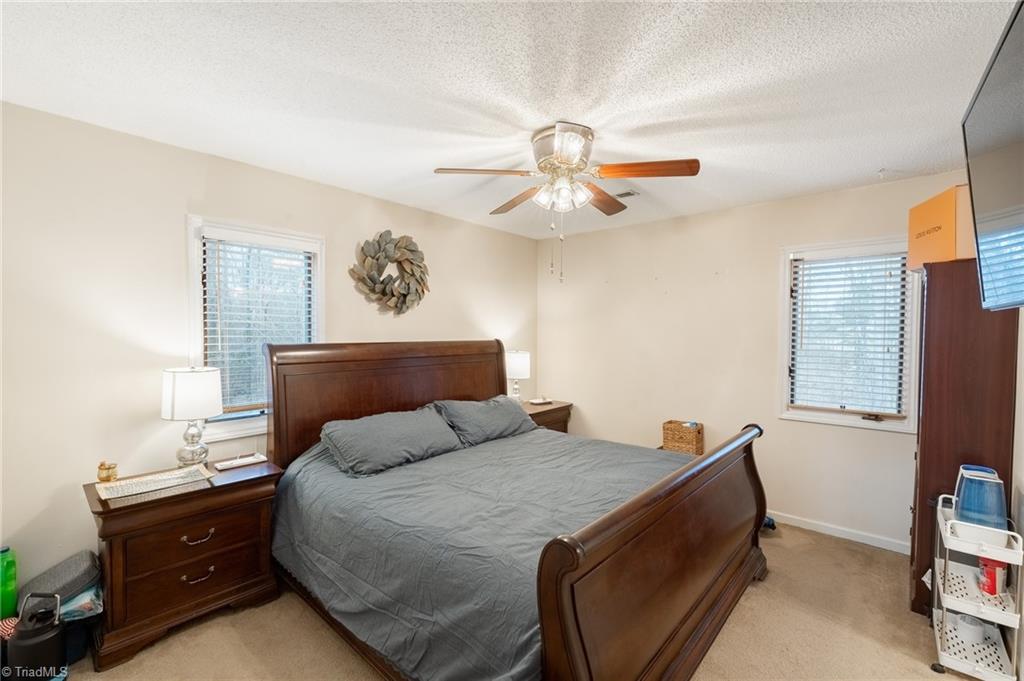 Photo 11 of 22 of 208 Jeremey Way house