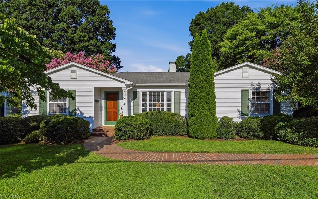 954 Vernon Avenue, Winston-salem, NC, 27106