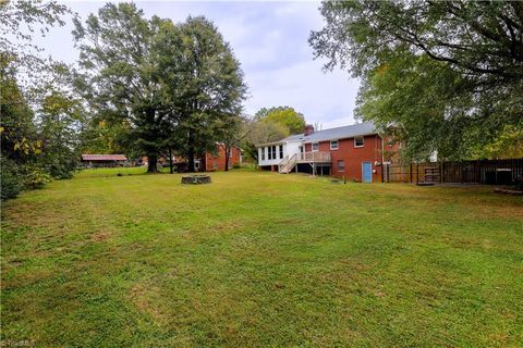 A home in Pfafftown