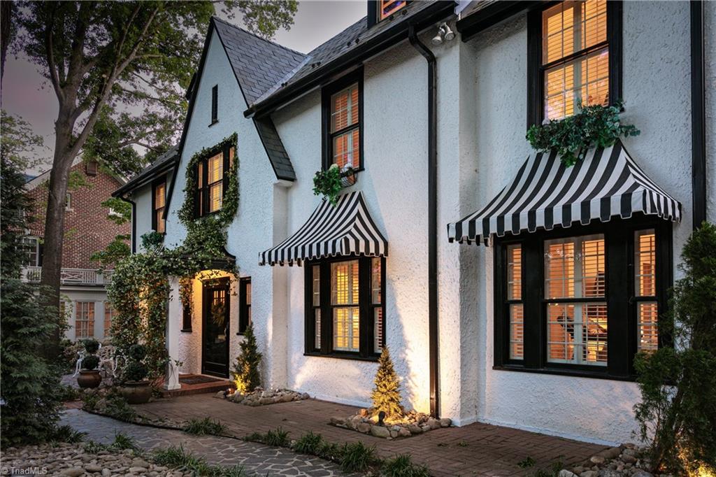 611 Woodland Drive