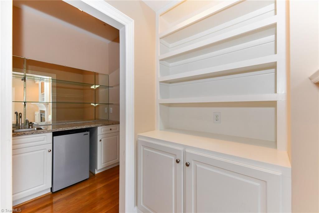 Summerfield, North Carolina 27358, United States, 4 Bedrooms Bedrooms, ,4 BathroomsBathrooms,Residential,Pending,39809