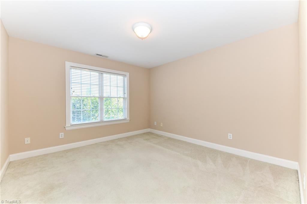 Summerfield, North Carolina 27358, United States, 4 Bedrooms Bedrooms, ,4 BathroomsBathrooms,Residential,Pending,39809