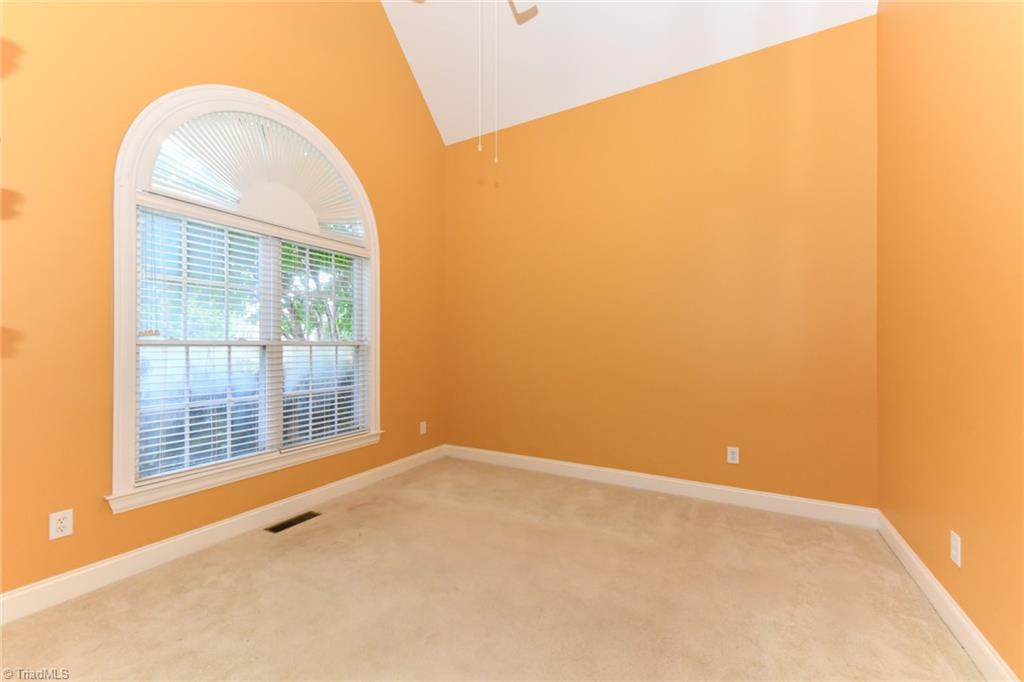 Summerfield, North Carolina 27358, United States, 4 Bedrooms Bedrooms, ,4 BathroomsBathrooms,Residential,Pending,39809