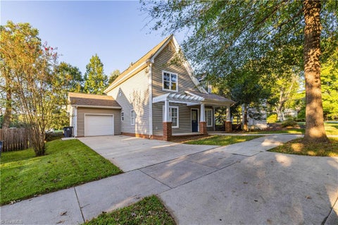 Photo for 597 Lakeside Valley Drive