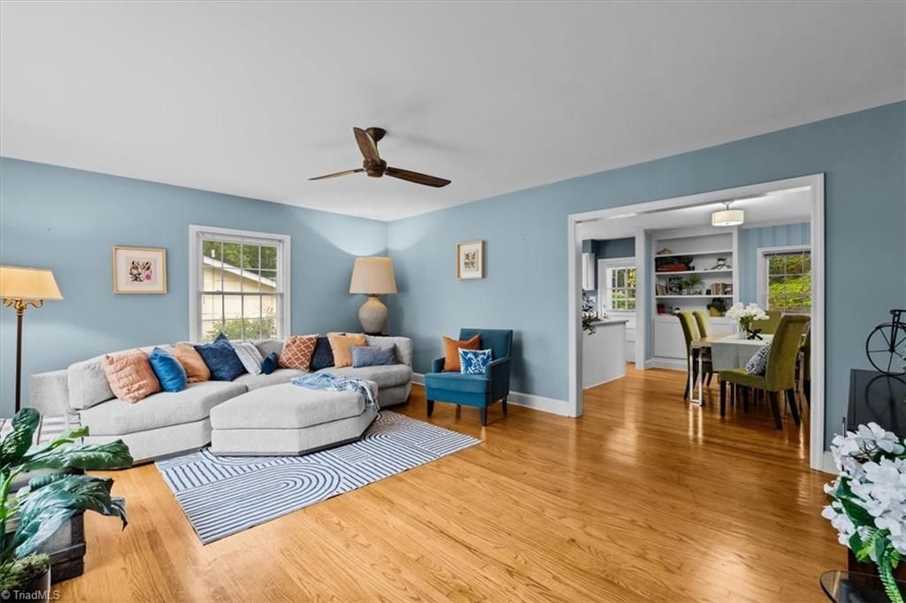 Photo of 214 Mayflower Drive, Greensboro, NC 27403 (MLS # 1222084)
