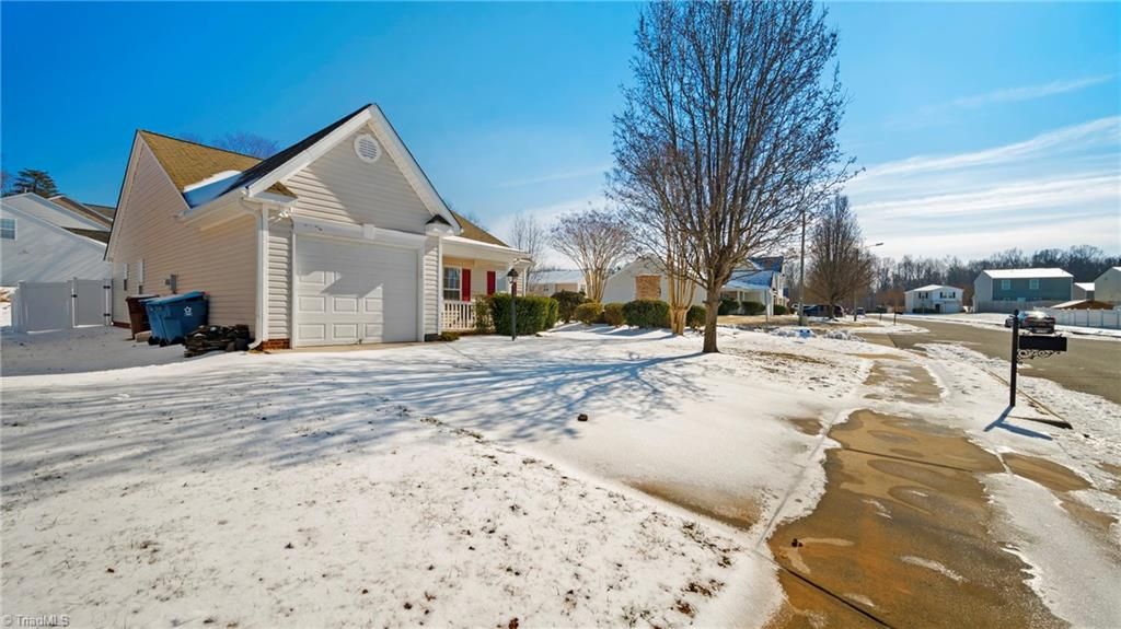 Photo of 1174 Waterlyn Drive, Greensboro, NC 27405 (MLS # 1208214)