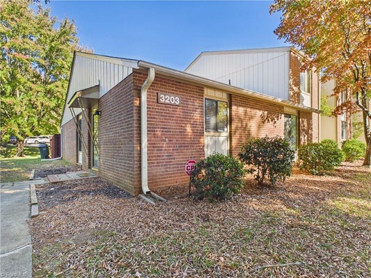 3203 DARDEN RD, GREENSBORO, NC 27407 - Image 1968cbc16b00cb3ef6479aecdd68f77c/3124402496