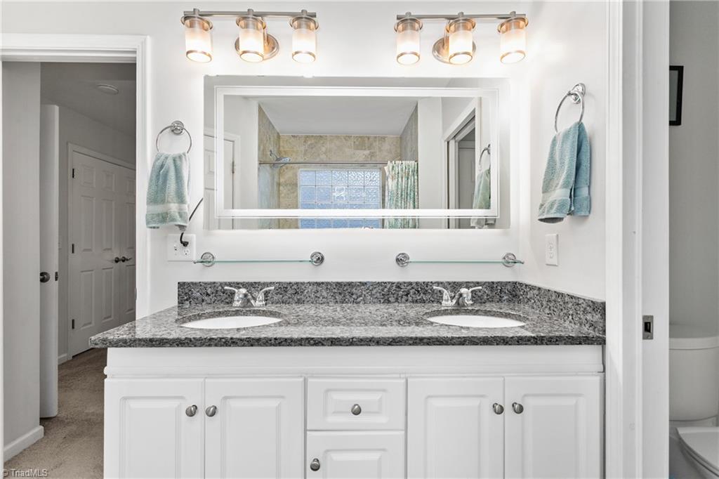 703 Walnut Crossing Drive, Whitsett, North Carolina image 19