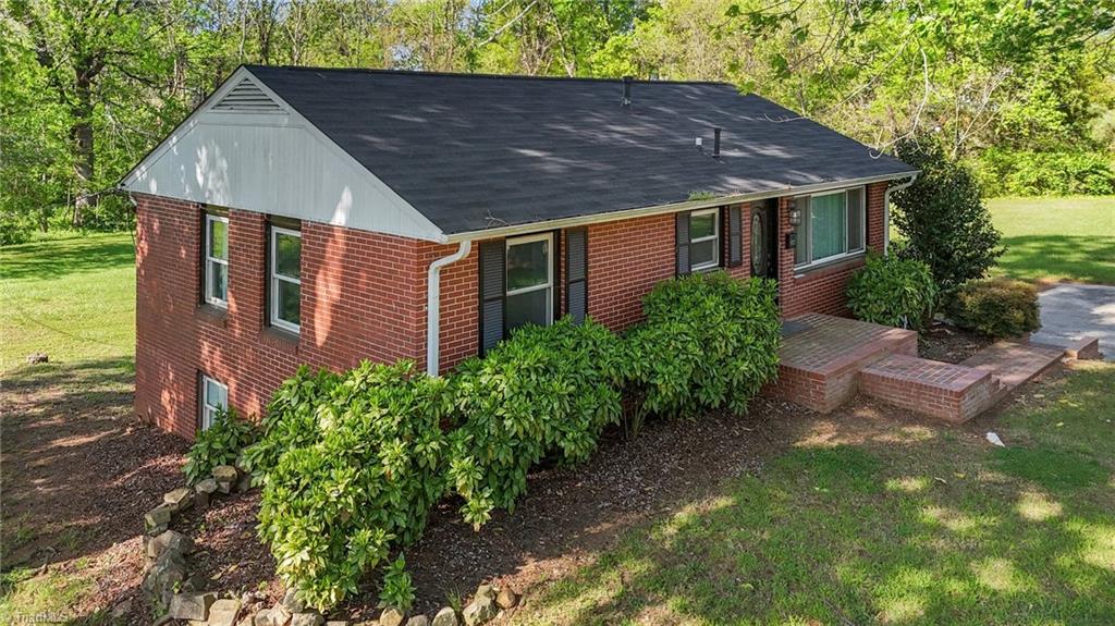 623 Oakgrove Drive, Graham, North Carolina image 32