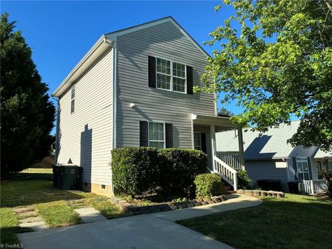 Homes For Sale - 1804 Gordon Street<br/> Greensboro, NC 27405