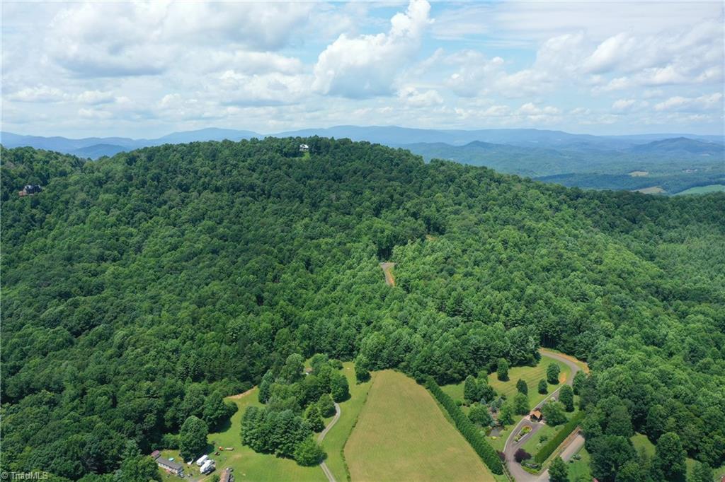 Olde Stone Drive, Crumpler, North Carolina image 6