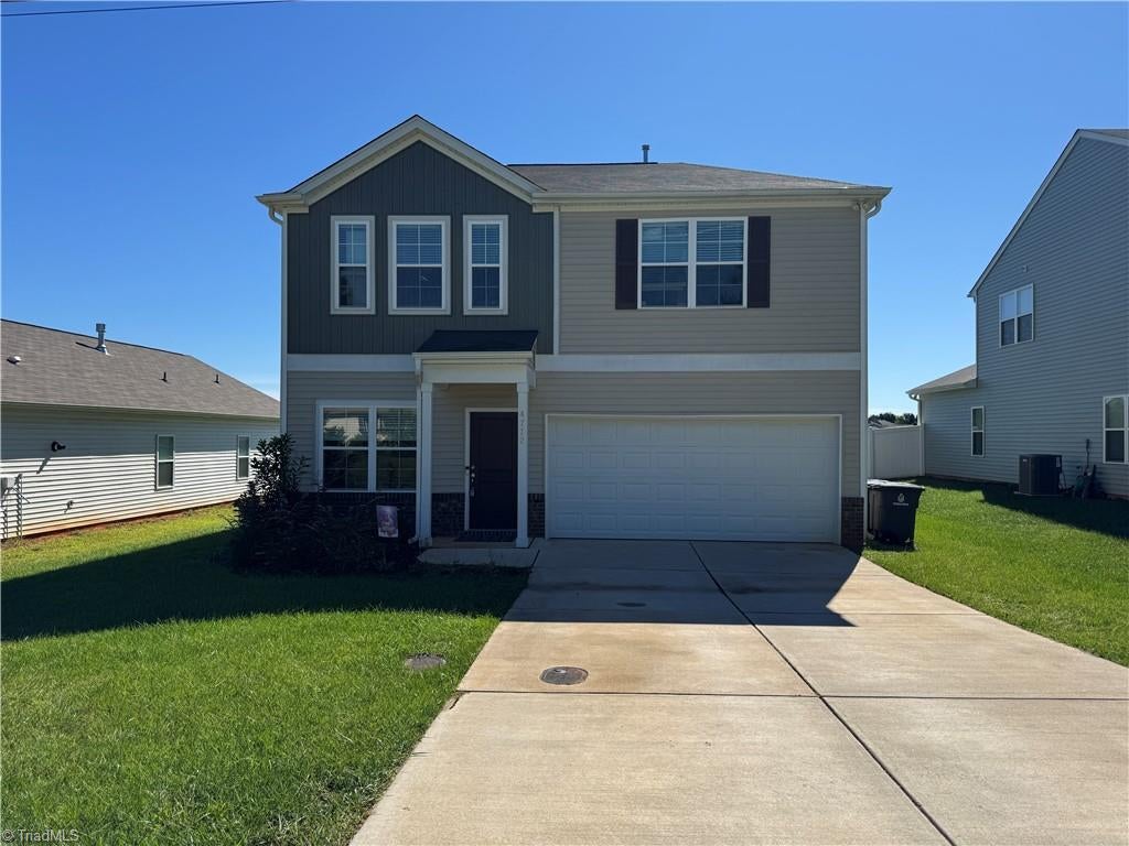 Photo of 4772 Bell West Drive, Kernersville, NC 27284 (MLS # 1236574)