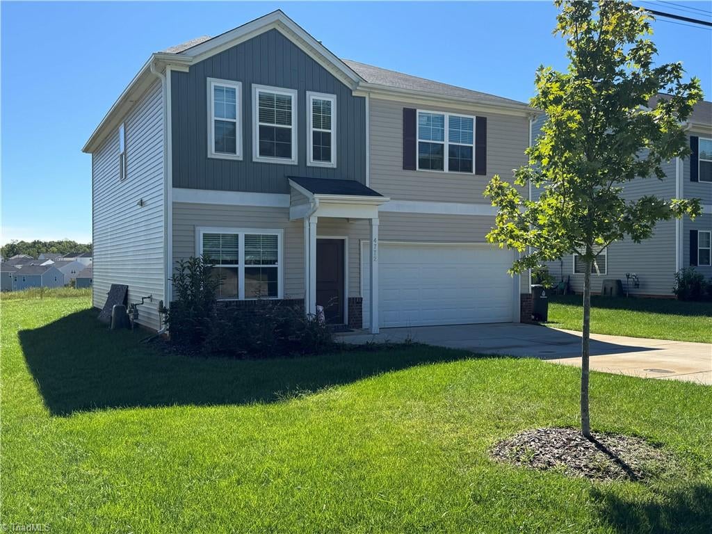 Photo of 4772 Bell West Drive, Kernersville, NC 27284 (MLS # 1236574)
