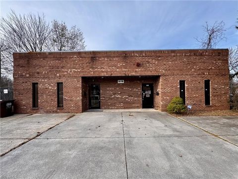 808 W English Road High Point NC 27262