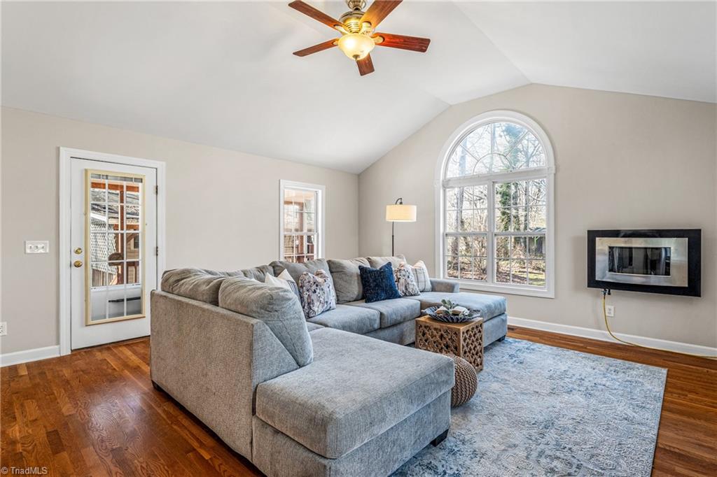 8212 Chestershire Road, Oak Ridge, North Carolina image 18