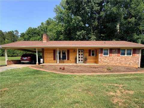Homes For Sale - 222 Timberlake Trail<br/> Elkin, NC 28621