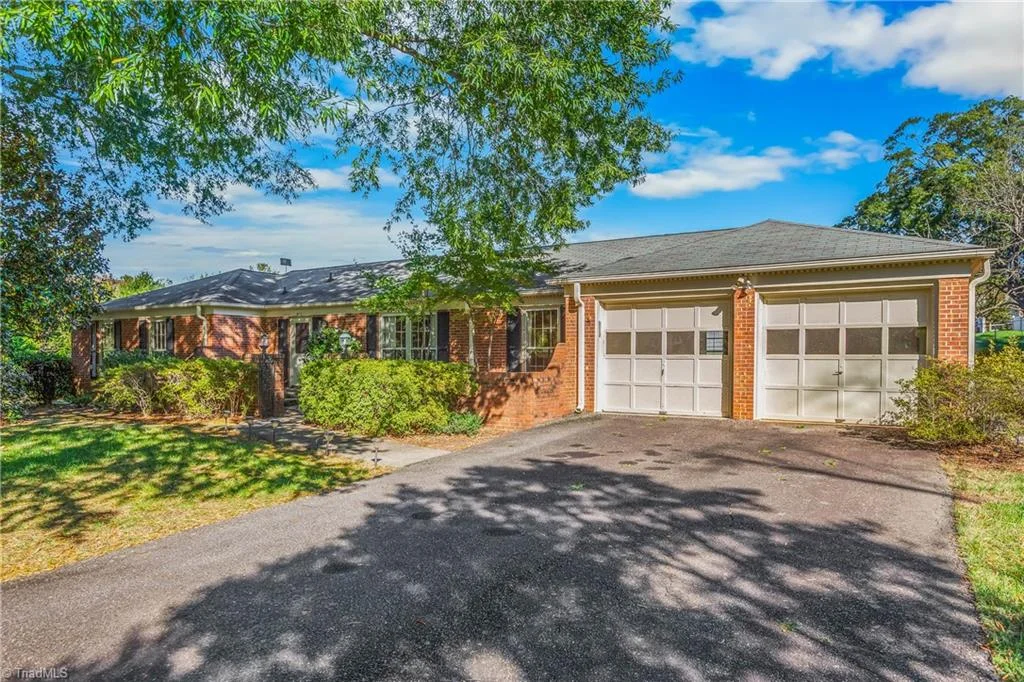 611 Burkeridge Court