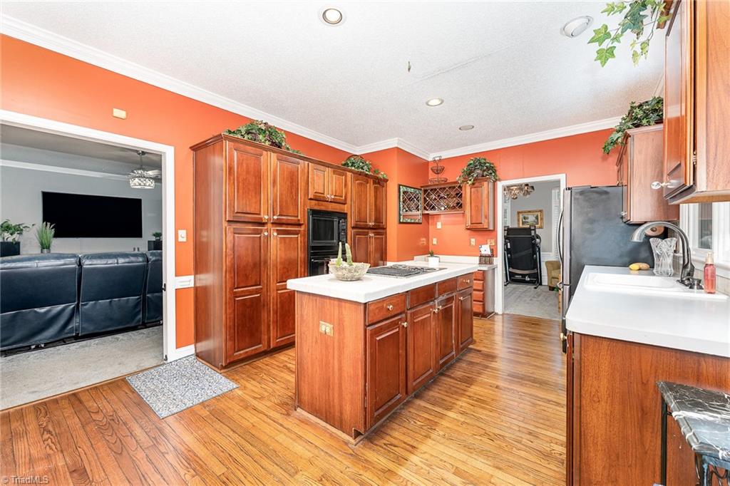 2901 Peninsula Drive, Jamestown, North Carolina image 11