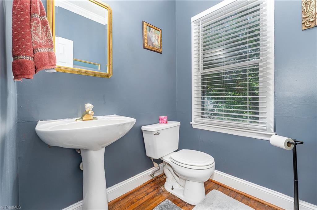 2901 Peninsula Drive, Jamestown, North Carolina image 16
