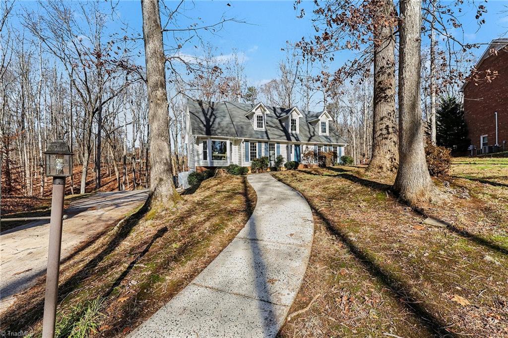 731 Barrington Park Circle