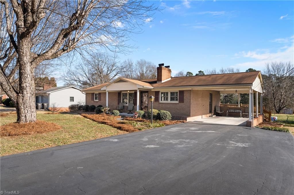 Photo of 1343 Bethania Rural Hall Road, Winston-Salem, NC 27106 (MLS # 1207428)