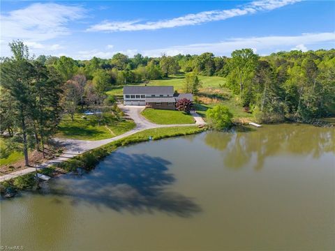 Homes For Sale - 2740 Wiley Farm Road<br/> Forsyth County, Kernersville, NC 27284