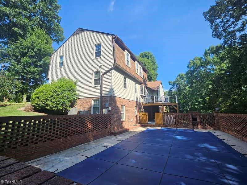 1010 Shamrock Court