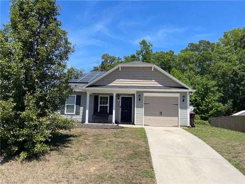 Homes For Sale - 1771 Longshadow Drive<br/> Burlington, NC 27217