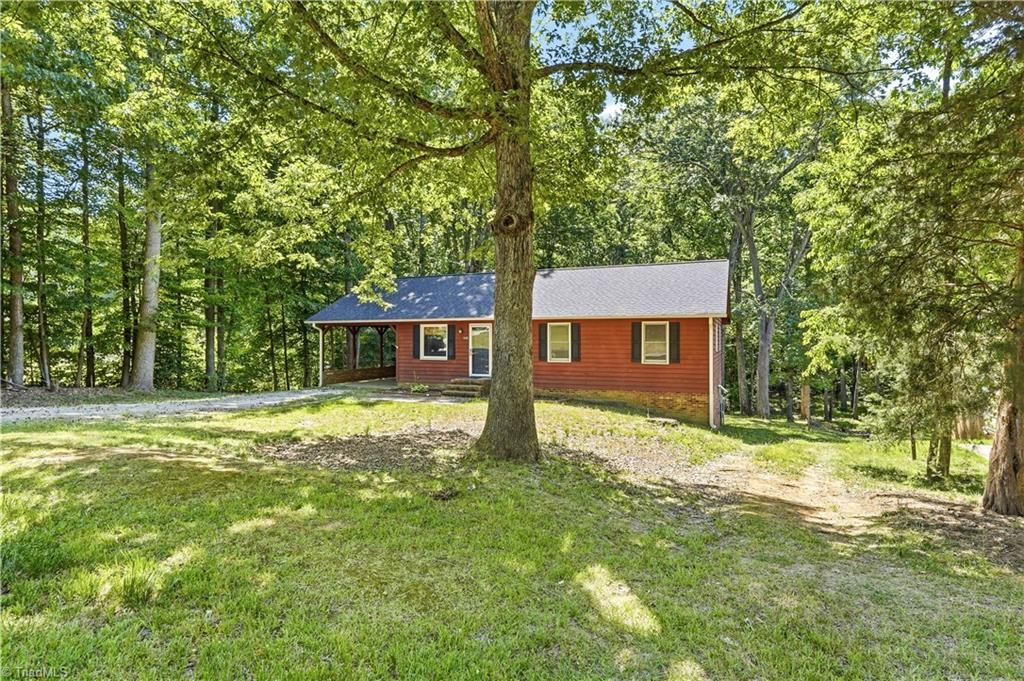 Photo of 446 Brentwood Road, Winston-Salem, NC 27107 (MLS # 1222485)